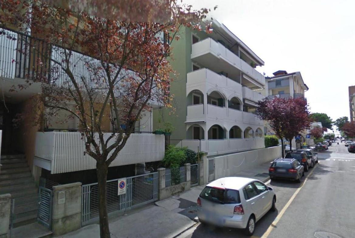 Modern Close To The - - Sarda Apartamento *